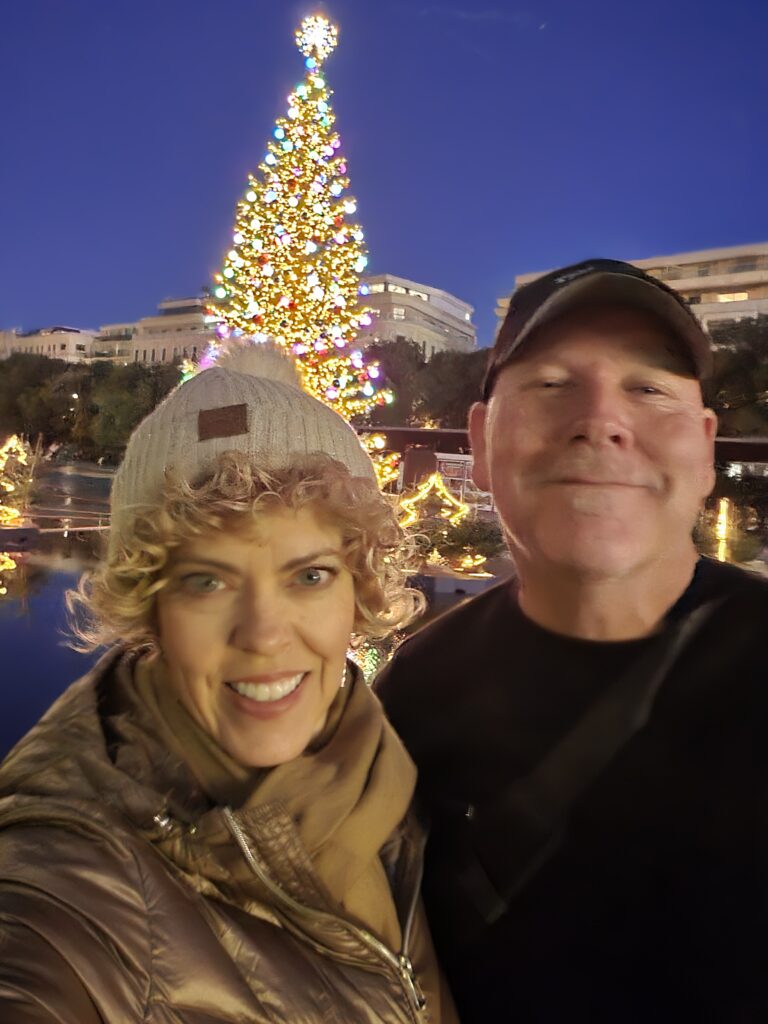 christmas triip for couples
christmas market river cruise