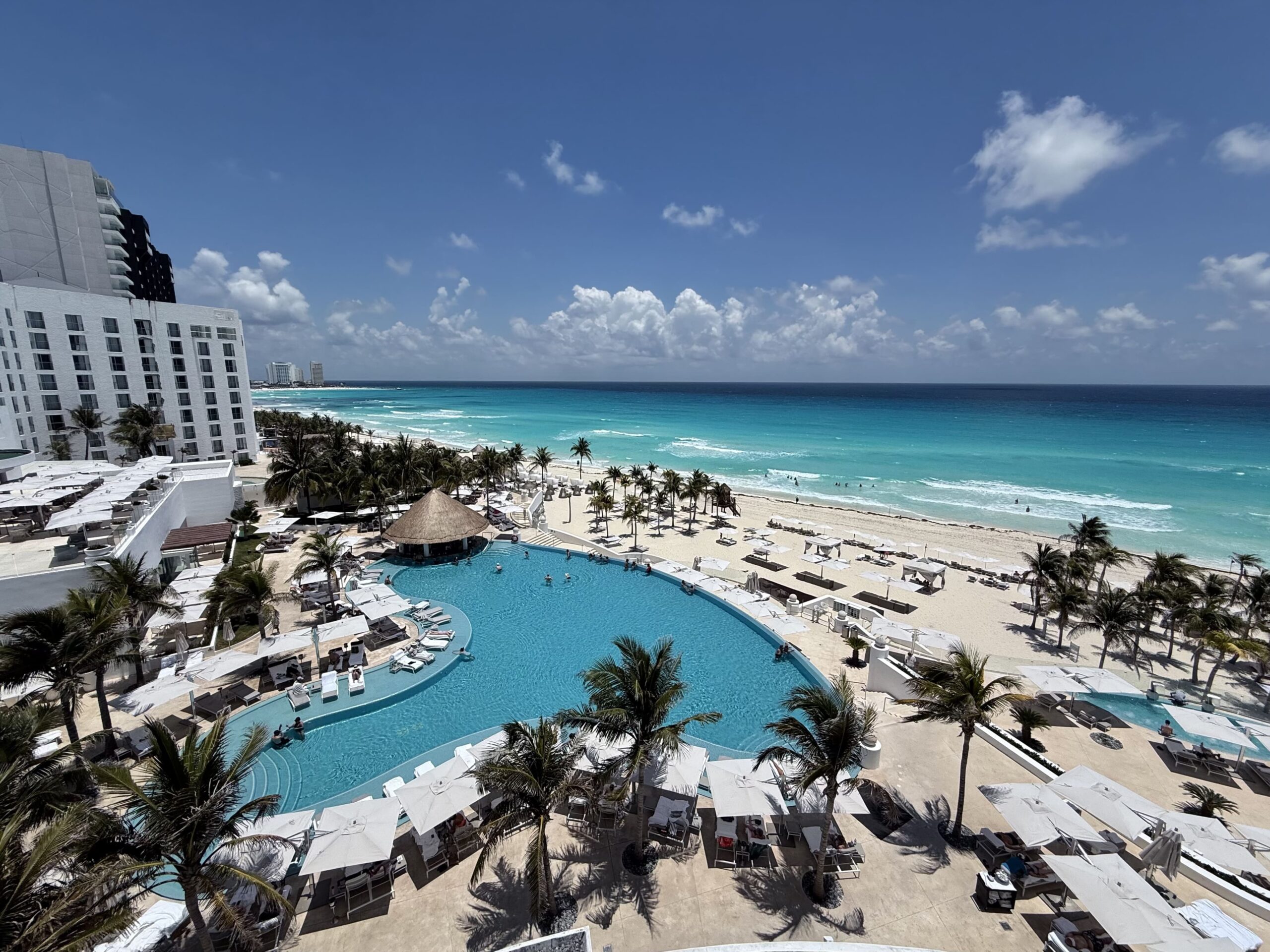 overhead view of beach resort, Best travel gifts for Christmas